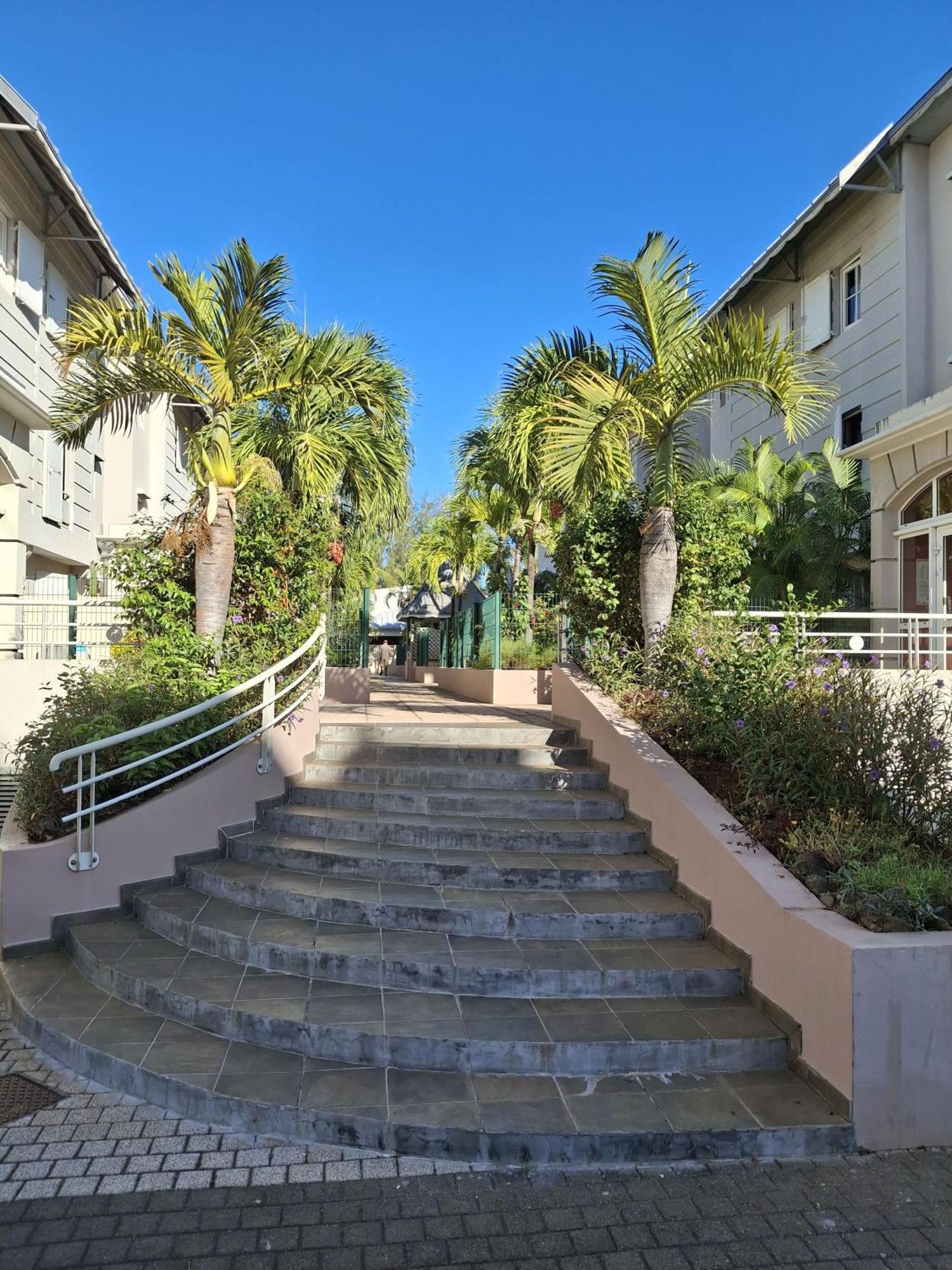 Appartement La Marine Saint-Leu Exterior foto
